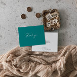 Tarjeta De Agradecimiento Boda plano Verde azulado de caligrafía estilística<br><div class="desc">Esta tarjeta de agradecimiento verde azulada de boda llano y elegante caligrafía idílica es perfecta para un boda sencillo. El diseño, sencillo y elegante, presenta una tipografía de escritura clásica y elegante con un fondo verde azulado. Personaliza el interior de la tarjeta con tus nombres y un mensaje de agradecimiento....</div>