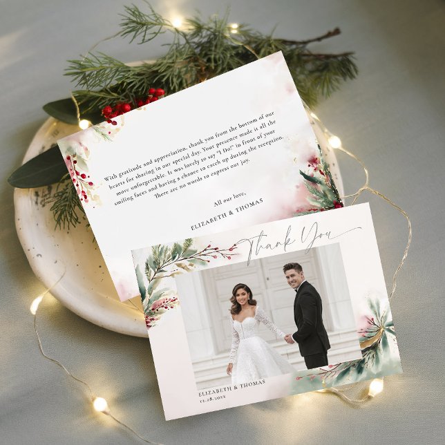 Tarjeta De Agradecimiento Boda Romántica de Navidad de Invierno Foto Gracias (winter christmas wedding bridal shower thank you card greenery botanical berries red green gold chic)