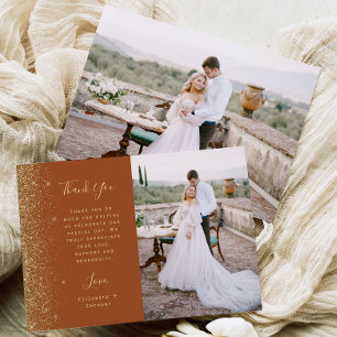 Tarjeta De Agradecimiento Boda Terracota Glitter Dorado Escritura a Mano