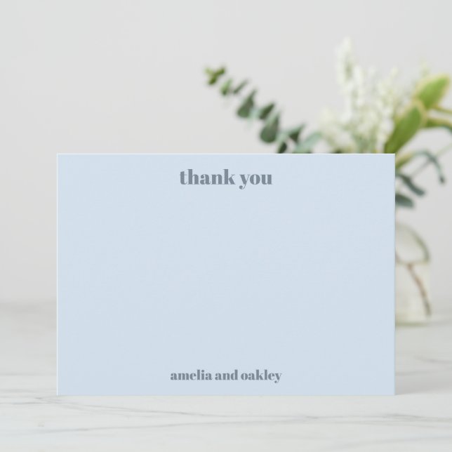 Tarjeta De Agradecimiento Bold Minimalist Soft Blue Retro Custom Wedding (Anverso de pie)