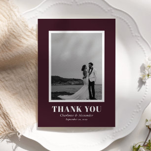 Tarjeta De Agradecimiento Borgoña Moderna negrita Boda de tipografía gracias