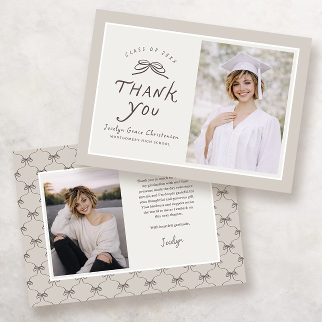 Tarjeta De Agradecimiento Bow Modern Photo Graduation Thank You Card (Front and Back View)