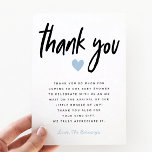 Tarjeta De Agradecimiento Boy Baby Shower Modern Blue Heart<br><div class="desc">Una simple tarjeta de agradecimiento para la ducha de bebé con un mensaje listo para la ducha de bebé. El texto de arriba dice "gracias" en letra de escritura moderna con un corazón azul debajo. Puede cambiar la redacción del texto y agregar su nombre en la parte inferior.</div>