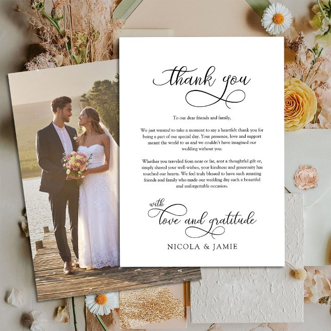 Tarjeta De Agradecimiento Caligrafía Elegante Foto de Boda de Tamaño Complet (Wedding Photo Thank You Card with elegant modern calligraphy and full bleed photo)