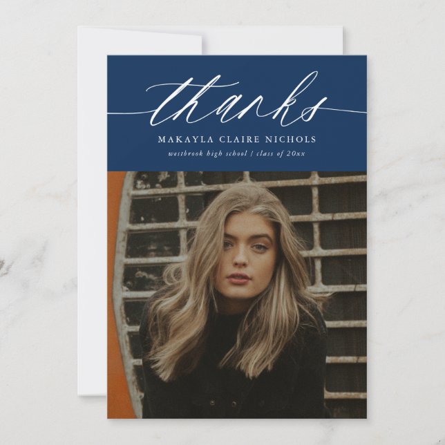 Tarjeta De Agradecimiento Caligrafía moderna Dos Graduación Fotoazul (Anverso)