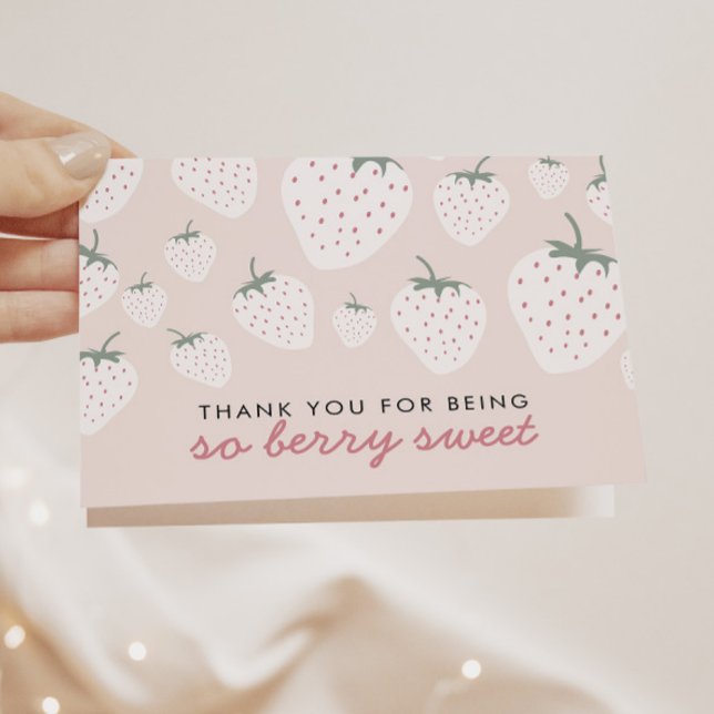 Tarjeta De Agradecimiento Campos de fresa Chica Berry Sweet Pink (Subido por el creador)