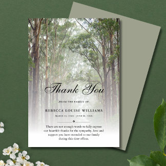 Tarjeta De Agradecimiento Celebración verde de vida del bosque de funerales