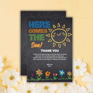 Tarjeta De Agradecimiento Chalkboard Aquí Viene El Baby Shower Del Hijo
