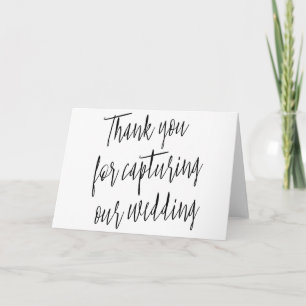 Tarjeta De Agradecimiento Chic Moderno "Gracias por capturar nuestra boda"