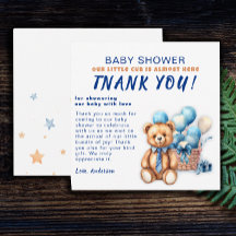 Chico de baby shower minimalista acuarela