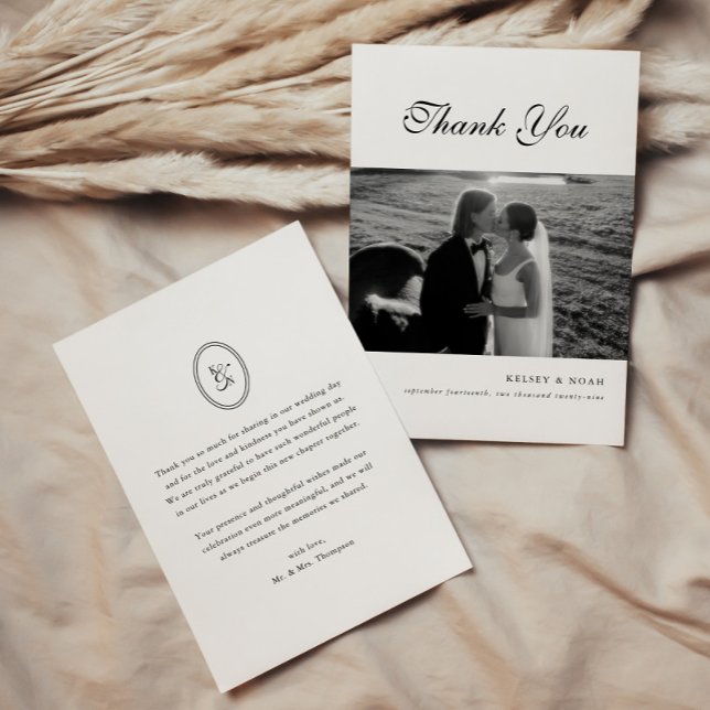 Tarjeta De Agradecimiento Classic Monogram Script Black White Wedding Photo (Subido por el creador)
