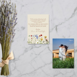 Tarjeta de agradecimiento con foto de boda en jard
