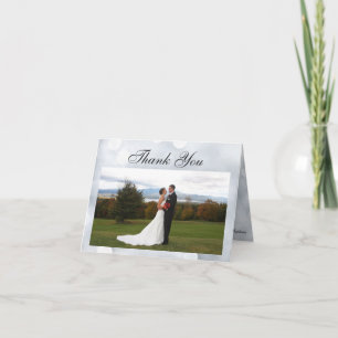 Tarjeta de agradecimiento con luces brillantes y d