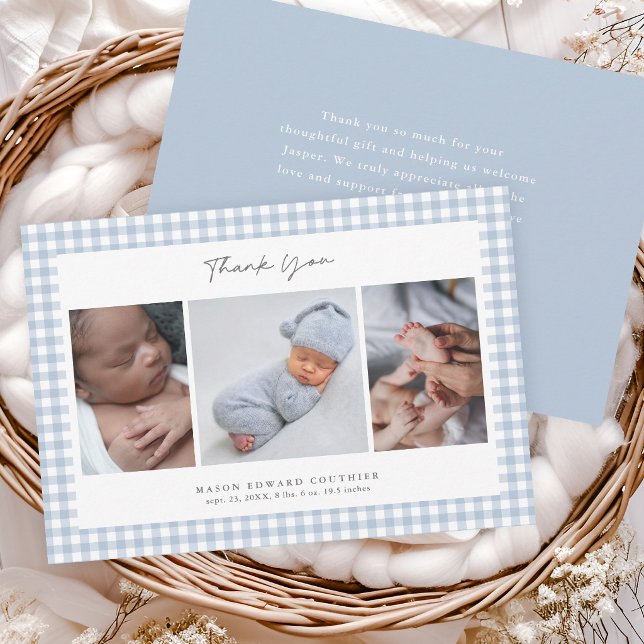 Tarjeta de agradecimiento con patrón de cuadros az (Blue Gingham Check Baby Boys 3 Photo Thank You Note Cards.)