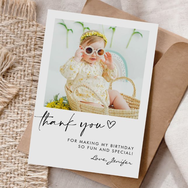 Tarjeta De Agradecimiento Cumpleaños con Foto Moderna (Subido por el creador)