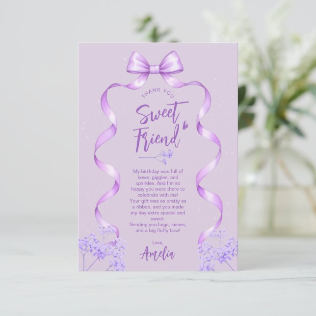 Tarjeta De Agradecimiento Cumpleaños con Lazo Morado (Anverso de pie)