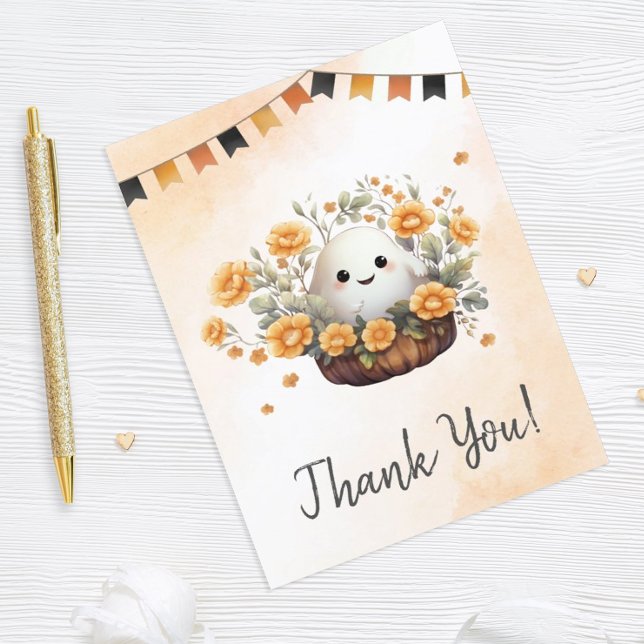 Tarjeta De Agradecimiento Cumpleaños de Halloween de fantasma lindo (Add a touch of cuteness to your Halloween birthday celebration with this adorable ghost design.)