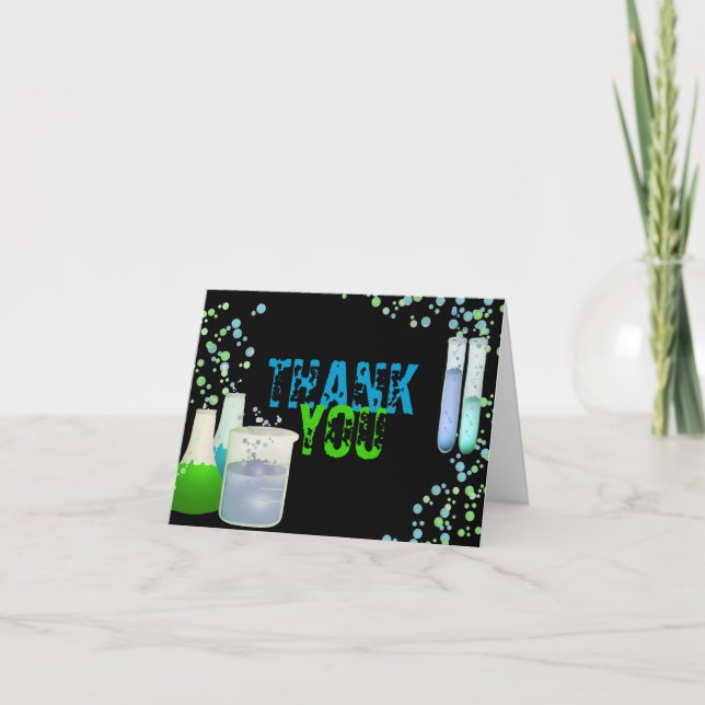 Tarjeta De Agradecimiento Cumpleaños de laboratorio de ciencia agradecido (Anverso)