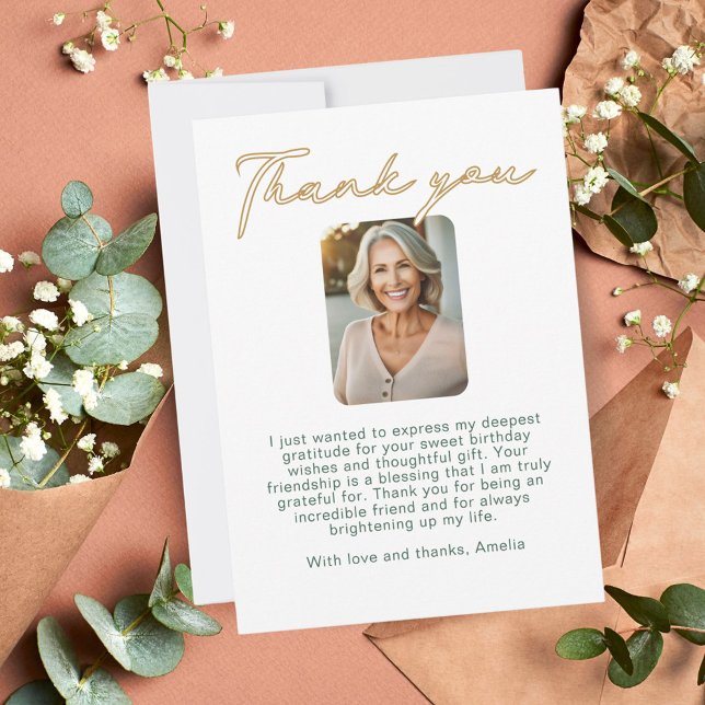 Tarjeta De Agradecimiento Cumpleaños elegante de la foto con guión gráfico (Subido por el creador)
