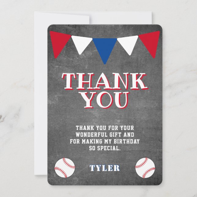 Tarjeta De Agradecimiento Cumpleaños infantil moderno de béisbol pizarrón (Anverso)