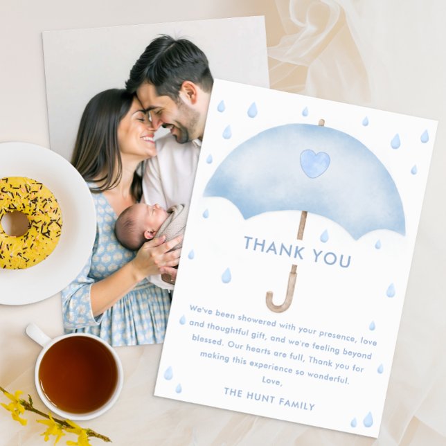 Tarjeta de agradecimiento de Baby Shower con el pa (Blue Umbrella Thank You Card)