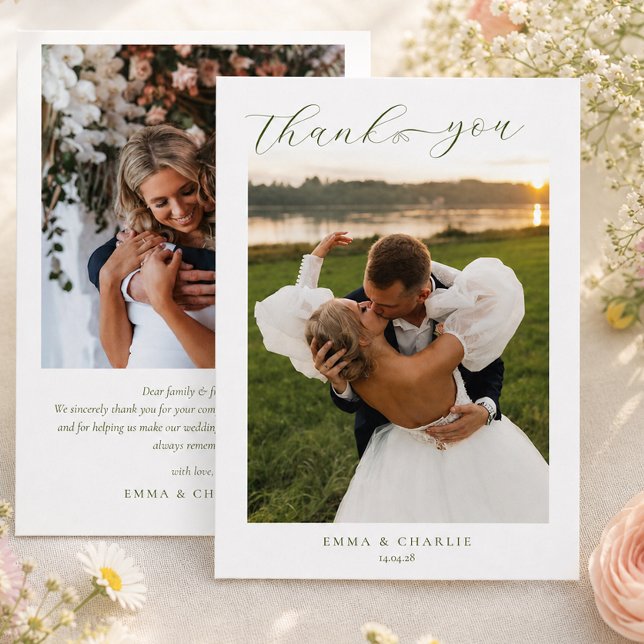 Tarjeta de agradecimiento de boda con corazón de a (Modern Script 2 Photo Thank you Heart Wedding Card)