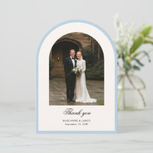 Tarjeta de agradecimiento de boda con foto de arco