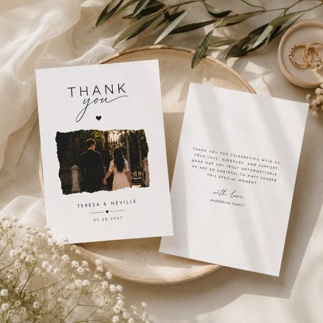 Tarjeta de agradecimiento de boda con foto rasgada (Subido por el creador)
