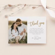 Tarjeta de agradecimiento de boda con guión dorado
