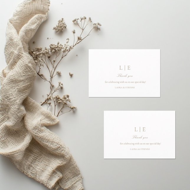 Tarjeta de agradecimiento de boda elegante con mon (Subido por el creador)