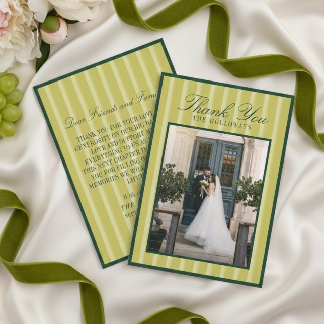 Tarjeta de agradecimiento de boda elegante con ray (Elegant Chartreuse Stripe Wedding Thank You Card)