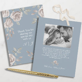 Tarjeta de agradecimiento de boda floral azul polv
