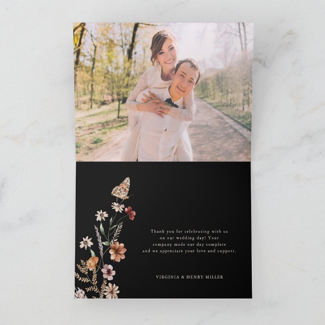 Tarjeta de agradecimiento de boda floral boho negr (Folding Photo Black Floral Boho Wedding Thank You Card by Painted Paperie
)