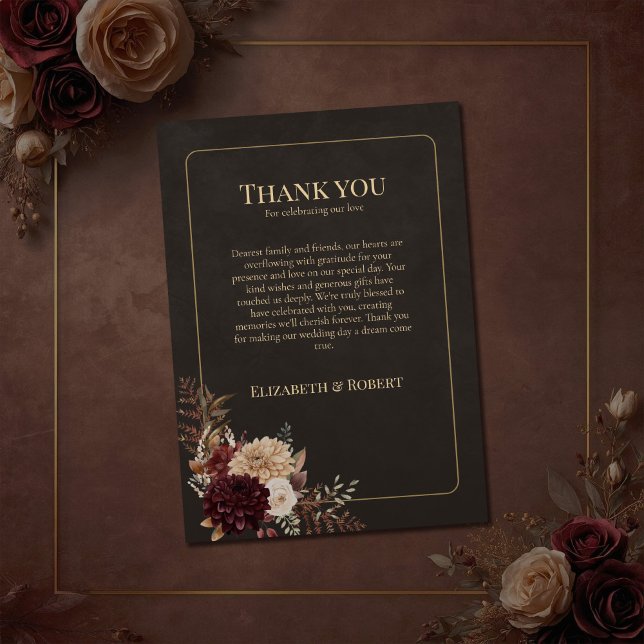 Tarjeta de agradecimiento de boda floral de bruja  (Vintage Witchy Floral Wedding Thank You Card on a brown vintage wedding table with flowers)
