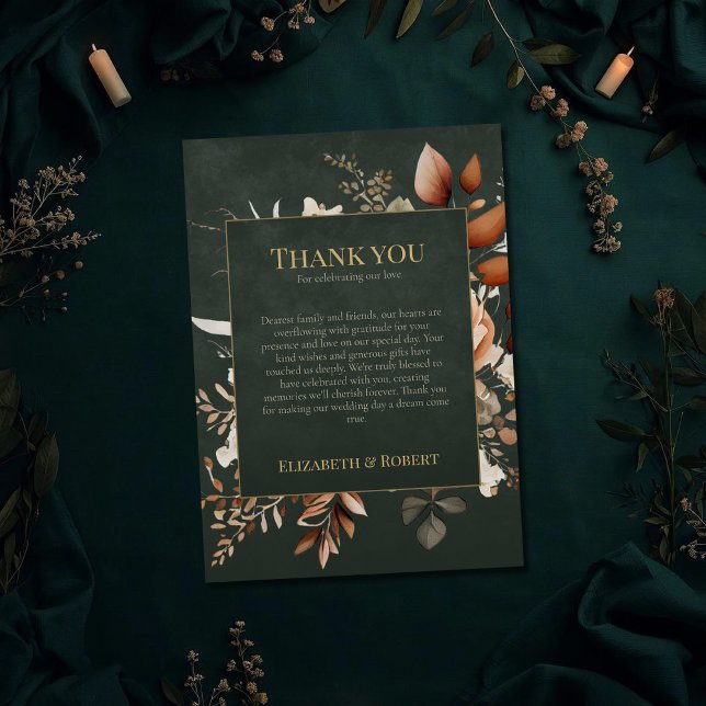 Tarjeta de agradecimiento de boda floral verde de  (Forest Witch Green Floral Wedding Thank You Card on a dark witchy wedding table with botanicals)