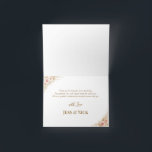 Tarjeta de agradecimiento de boda mágica y elegant<br><div class="desc">Agradece a tus invitados con esta elegante tarjeta de agradecimiento doblada con tema floral. Con delicadas y refinadas flores que crean un fondo suave y atemporal para tu mensaje, está acentuada con sutiles detalles florales tanto en la parte frontal como en el interior. Terminada con caligrafía moderna de estilo manuscrito...</div>