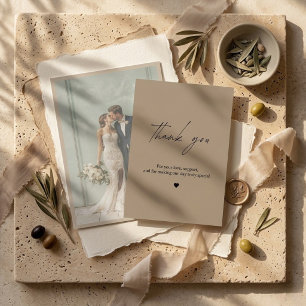 Tarjeta de agradecimiento de boda moderna en beige