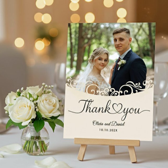 Tarjeta de agradecimiento de boda plana con corazó (Subido por el creador)