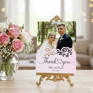 Tarjeta de agradecimiento de boda plana con corazó