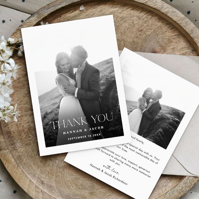 Tarjeta de agradecimiento de boda simple en blanco (Subido por el creador)