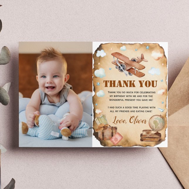 Tarjeta de agradecimiento de cumpleaños con avión  (Subido por el creador)