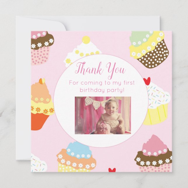 Tarjeta de agradecimiento de cumpleaños con pastel (Anverso)