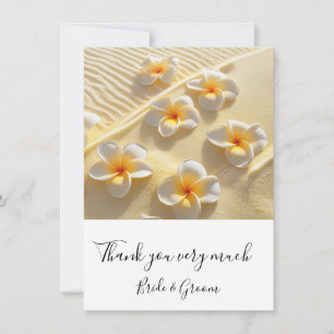 Tarjeta de agradecimiento de flor de plumeria en a