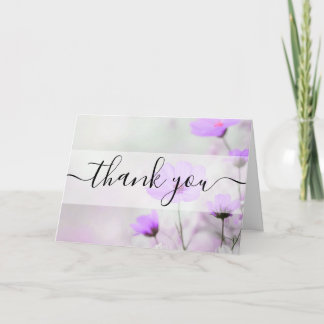 Tarjeta de agradecimiento de flores púrpuras simpl