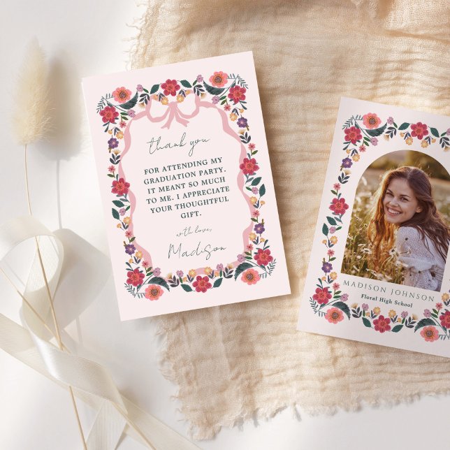 Tarjeta de agradecimiento de graduación con cinta  (Floral Graduation Ribbon Fram Thank You Photo Card)