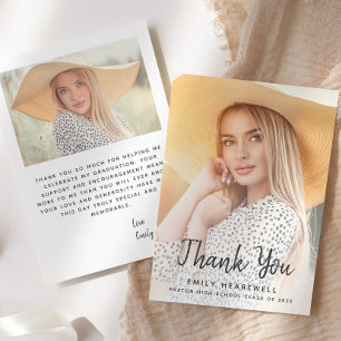 Tarjeta de agradecimiento de graduación con guión