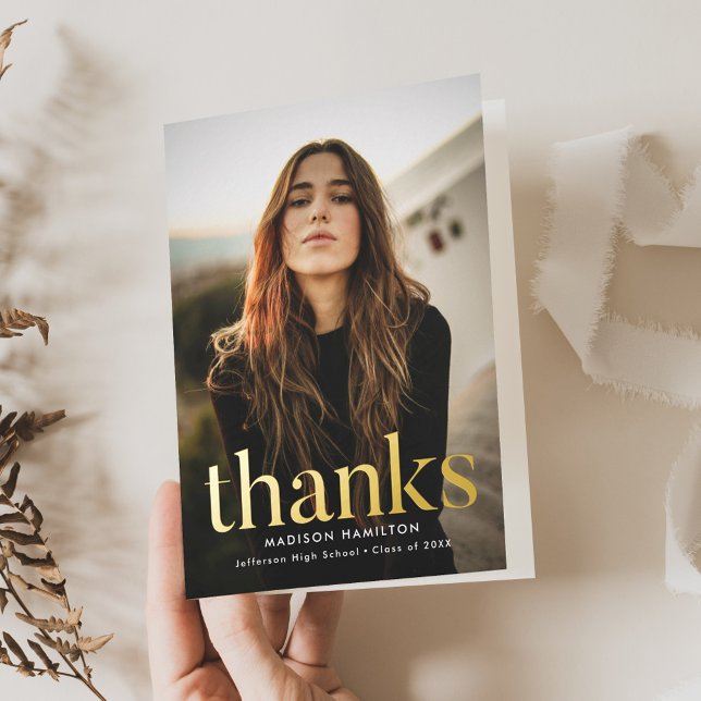 Tarjeta de agradecimiento de graduación con hoja d (Subido por el creador)