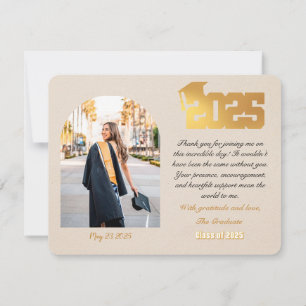 Tarjeta de agradecimiento de graduación de persona