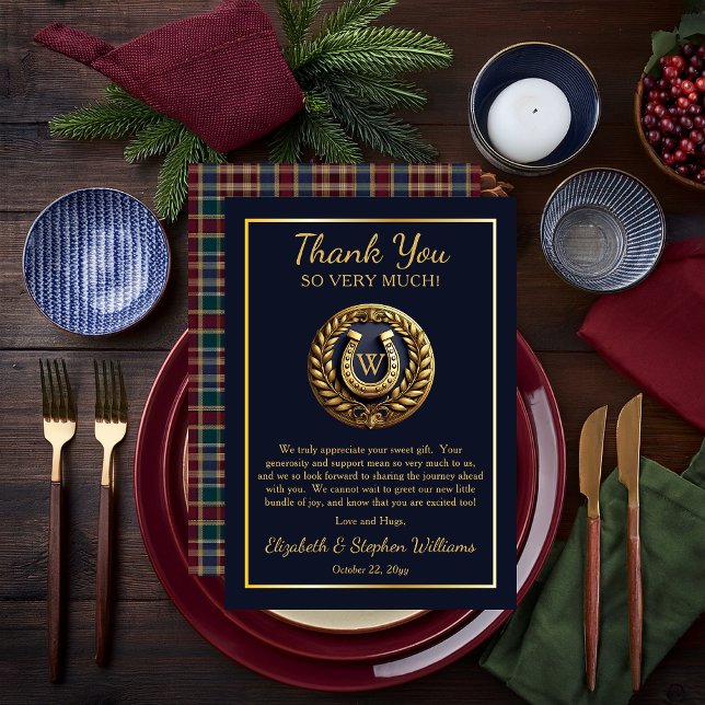 Tarjeta de agradecimiento de la planicie azul de E (Charming Classic Preppy Gold Horseshoe Monogram Emblem | Plaid Boy Baby Shower Thank You Flat Card)