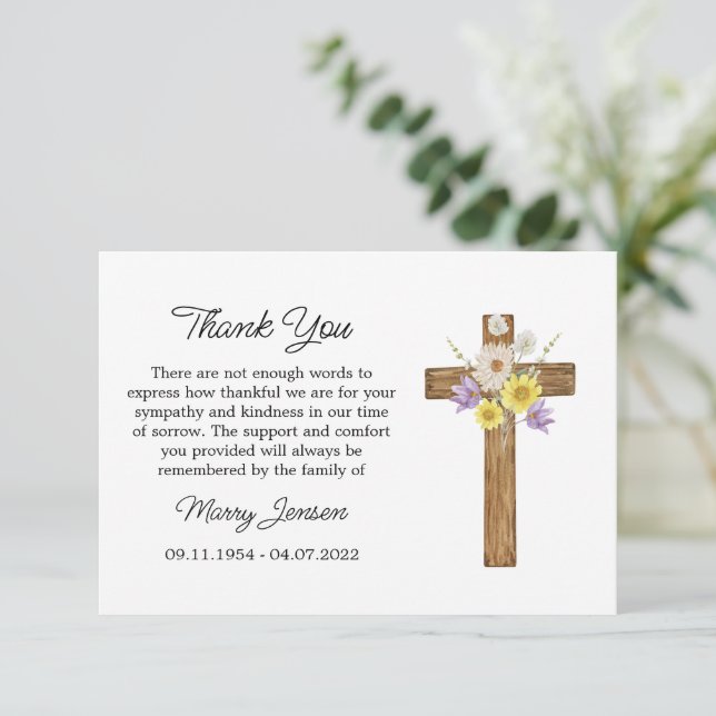 Tarjeta de agradecimiento de simpatía de cruz de f (Anverso de pie)